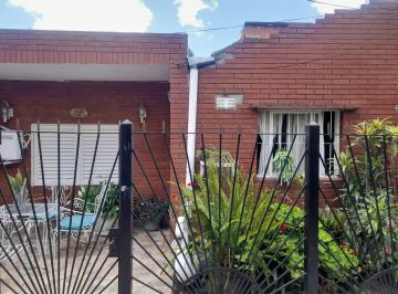 Casa de 3 ambientes, San Fernando · Casa en Venta