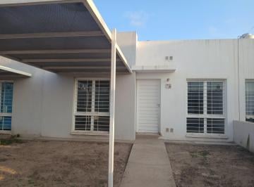 Casa · 250m² · 4 Ambientes · 1 Cochera · Casa en Alquiler en Bº Universitario de Horizonte II
