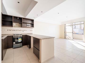 rs:e0ouasvbzve2hotvzrrs1itw · Venta | 2 Ambientes en Suite | Parque Chacabuco | Balcon Corrido | Vista Abierta | Luminoso | Vista