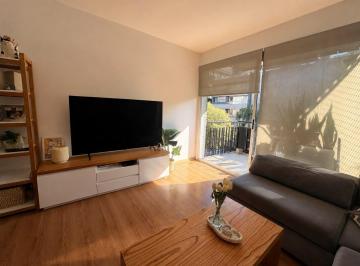 Departamento · 67m² · 3 Ambientes · 1 Cochera · Venta Departamento 3 Ambientes con Balcon Al Frente Dos Baños y Cochera en El Bajo de Olivos
