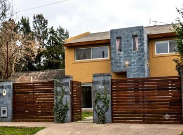 CBI-CBI-322_2 · Casa 5 Ambientes 3 Dorm.. | 529 Al 2900