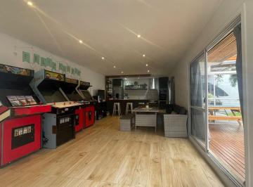 Casa · 150m² · 5 Ambientes · 3 Cocheras · Venta Casa 5 Ambientes en Mar del Plata