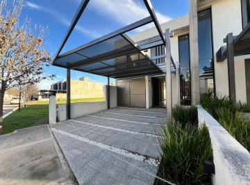 Casa · 165m² · 5 Ambientes · Vendo Duplex Greenville2