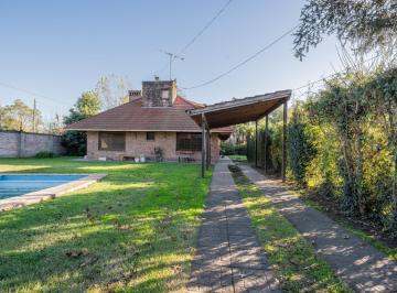 Casa · 383m² · 5 Ambientes · 3 Cocheras · Casa · en Venta · 5 Ambientes · en Amplio Espacio Verde C/ Pileta · Barrio Bello Horizonte · Gral. P
