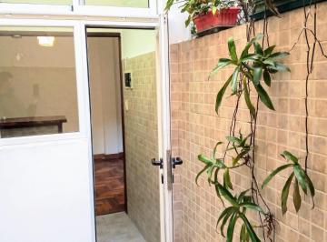 Departamento de 2 ambientes, Almagro · Depto en Almagro 2 Amb Pb con Patio