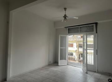 Living · PH Sin Expensas y Muy Luminoso con 3 Dorm. y 2 Balcones Al Frente. Villa C