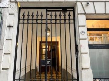 Departamento · 56m² · 2 Ambientes · Excepcional 2 Amb 1/2 en El Corazon de Recoleta