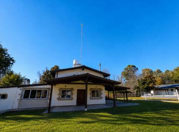Casa · 170m² · 4 Ambientes · 1 Cochera · Se Vende Casa + Fábrica de Cerveza en V. C. Parque