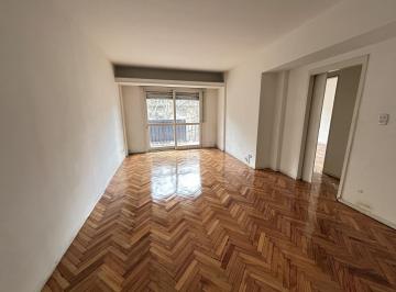 Departamento · 91m² · 4 Ambientes · Departamento en Venta de 3 Dorm. y Balcón en Palermo