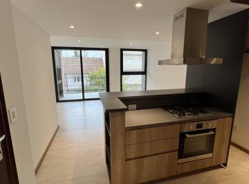 Departamento · 70m² · 2 Ambientes · 1 Cochera · Semipiso en Venta Zona Aldrey