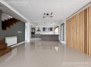 Casa · 800m² · 6 Ambientes · 4 Cocheras · Venta Casa Comahue Golf Club