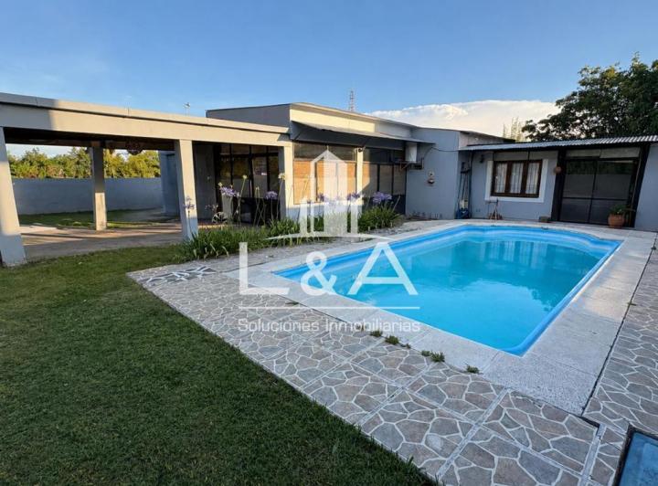 Casa · 170m² · 7 Ambientes · 2 Cocheras