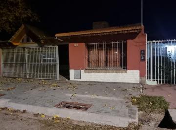 Casa · 170m² · 6 Ambientes · Casa - Panquehua
