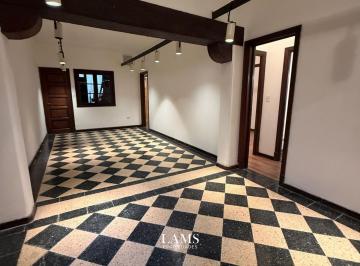 Local comercial · 120m² · 4 Ambientes · Local en Plaza Mitre