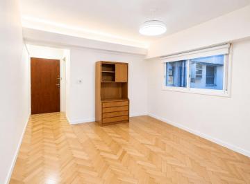 Departamento · 3497m² · 2 Ambientes · Alquiler Departamento 2 Amb. Flores Apto Prof.