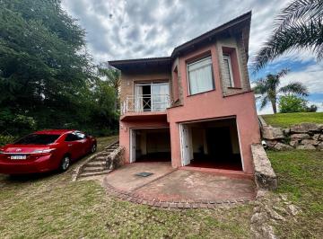 Casa · 250m² · 3 Ambientes · 2 Cocheras · Casa en Venta Villa del Lago Carlos Paz