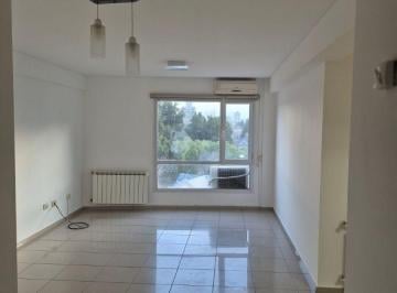 Departamento de 3 ambientes, Neuquén · Departamento con Cochera en Alquiler - Illia 1012, Neuquén Capital