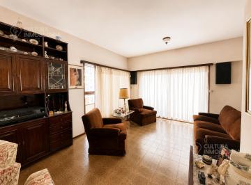 Departamento · 125m² · 5 Ambientes · 2 Cocheras · Venta Departamento Piso Ramos Mejia 5 Ambientes Parrilla Cocheras