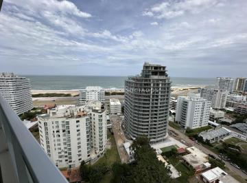 Foto1 · Oportunidad! Wind Tower de 2 Dorm., Hermosa Vista Al Mar!