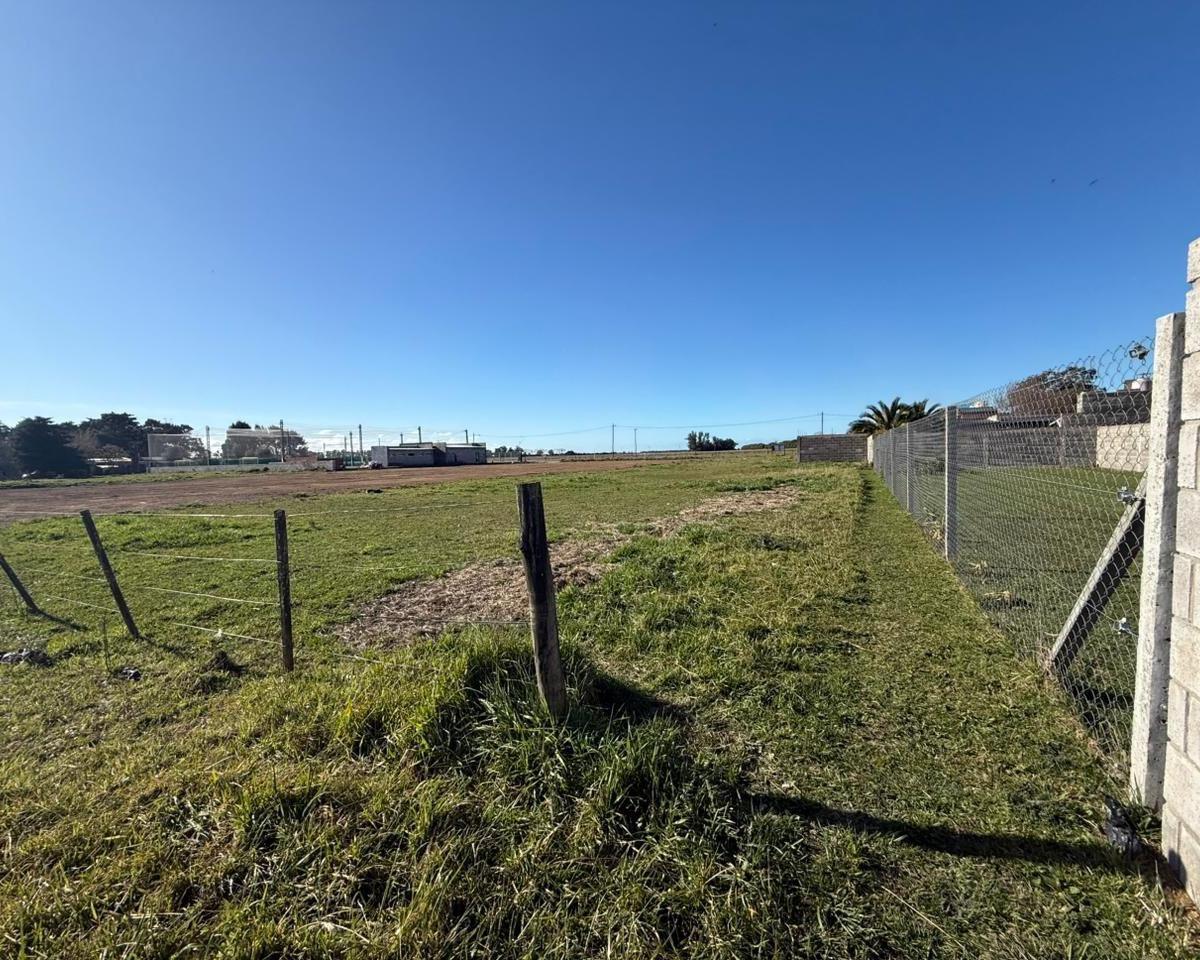 Terreno 425m² en barrio Castagnino — Viedma entre Martín Fierro y Agüatero