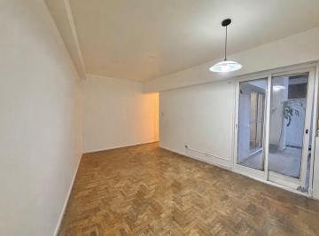 Departamento · 42m² · 2 Ambientes · Dos Ambientes con Patio | Recoleta | a Reciclar