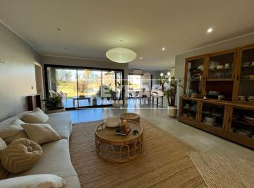 Casa de 4 ambientes, Cañuelas · Casa de Diseño en El Metejón Barrio Privado | 4 Ambientes con Pileta y Parrilla