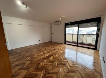 Departamento · 27m² · 1 Ambiente · Impecable Monoambiente Piso 10 con Balcon