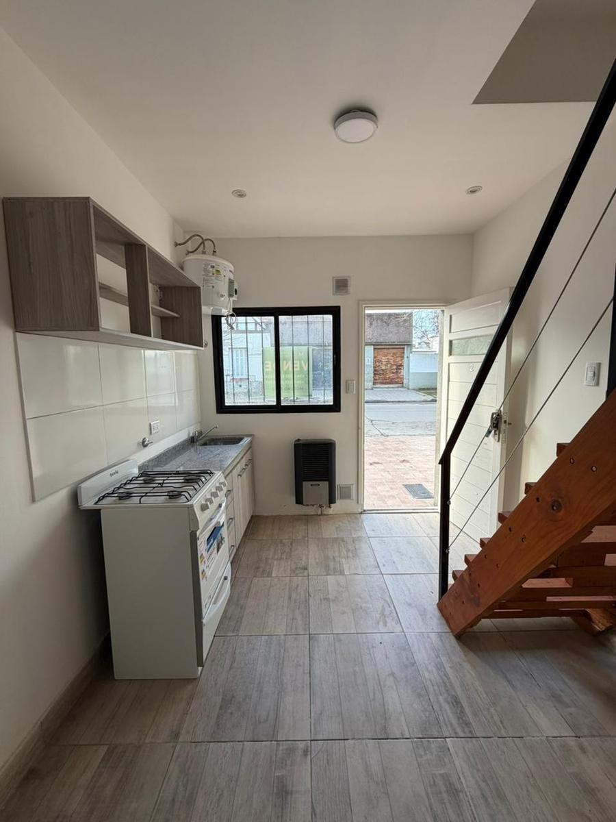 Ph 3 ambientes en dúplex en venta – Falucho 4524