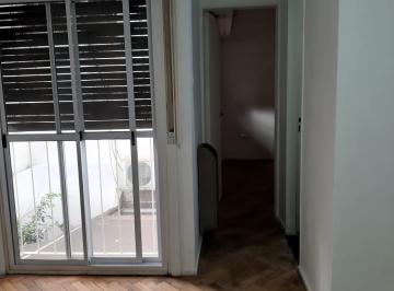 Departamento de 2 ambientes, Balvanera · Dueña Alquila Dpto. de 2 Amb. en Balvanera, Bajas Expensas!