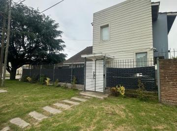 Imagen1 · Casa en Venta en Barrio La Florida - 4 Ambientes - Garage - Playroom - Altillo