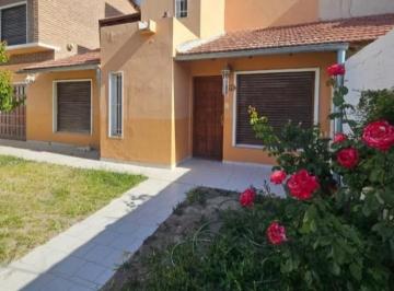 Casa de 5 ambientes, General Roca · Venta Casa B°andrade Apta Credito Hipotecario