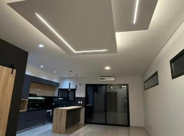 Casa · 125m² · 4 Ambientes · 1 Cochera · Venta Casa en Cinstrución - Rincón del Rio