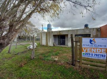 Casa · 60m² · 2 Ambientes · 1 Cochera · Venta Casa Moderna a Terminar Camet Norte