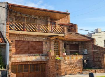 VIC-VIC-1932_2 · Casa 5 Ambientes 4 Dorm.. | Cruz Alta Al 2000