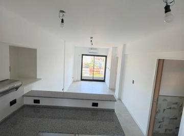 Departamento · 42m² · 2 Ambientes · Hermoso 2 Amb a Estrenar C/dorm en Ste + Toil Coc a Gas + Lav Ind Bajas Expensas