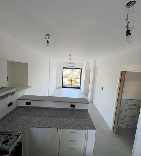 Hermoso 2 Amb a Estrenar C/dorm en Ste + Toil Coc a Gas + Lav Ind Bajas Expensas