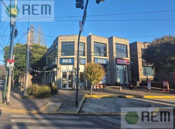 Oficina comercial · 343m² · 7 Cocheras · Local en Lomas de San Isidro - Sucre y Tomkinson