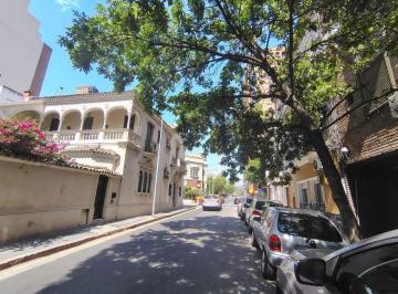 Departamento · 55m² · 2 Ambientes · 2 Dorm. en Alquiler a m de Plaza España!