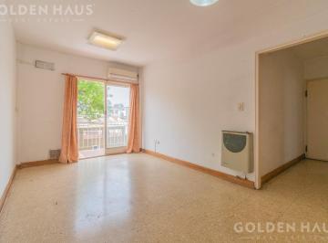 Departamento · 51m² · 3 Ambientes · Departamento 3amb Al Frente con Balcón en Caballito Norte