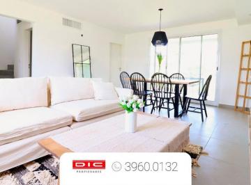 Casa · 104m² · 4 Ambientes · 2 Cocheras · Duplex 3 Dorm. Venta - Barrio Privado - Garin