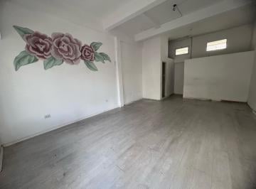 Local comercial · 77m² · 2 Ambientes · Local en Guemes