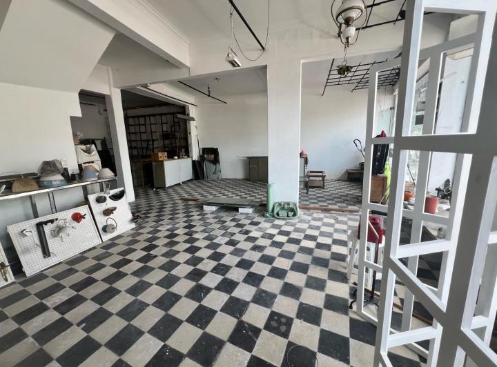 Local comercial · 105m² · 1 Ambiente