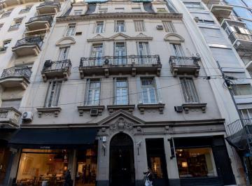 Departamento · 210m² · 7 Ambientes · Excelente Edificio Francés de 3 Dorm. en Suite