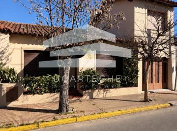 Casa de 4 ambientes, Lomas de Zamora · Venta - Casa en Temperley - Apta Credito