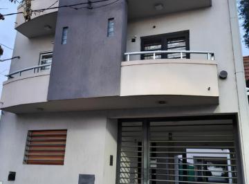 Departamento · 47m² · 3 Ambientes · 1 Cochera · Departamento en Alquiler