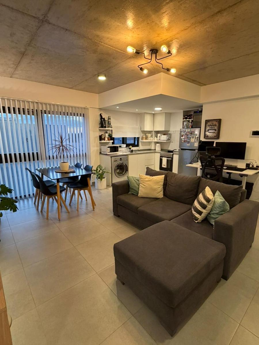 Venta departamento 2 ambientes contrafrente