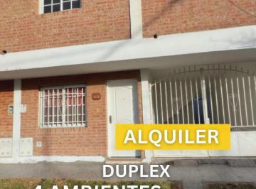 Casa · 120m² · 5 Ambientes · Alquiler Duplex 3 Dorm. Amplio y Luminoso en Zona Centro Este de Neuquen Capital