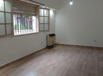 Casa de 3 ambientes, La Matanza · Dueño Alquila Departamento Tipo Casa Al Frente, Sin Expensas.