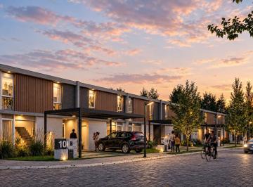 Casa de 3 ambientes,  · Dúplex de 2 Dorm. en Pozo con Cochera en B° Privado - Cipolletti