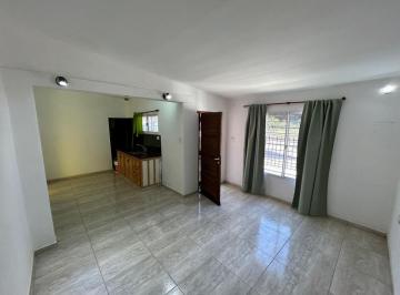 Casa de 4 ambientes, Valle Hermoso · Casa en Venta, 2 Dorm., Patio, en El Vallecito, Valle Hermoso